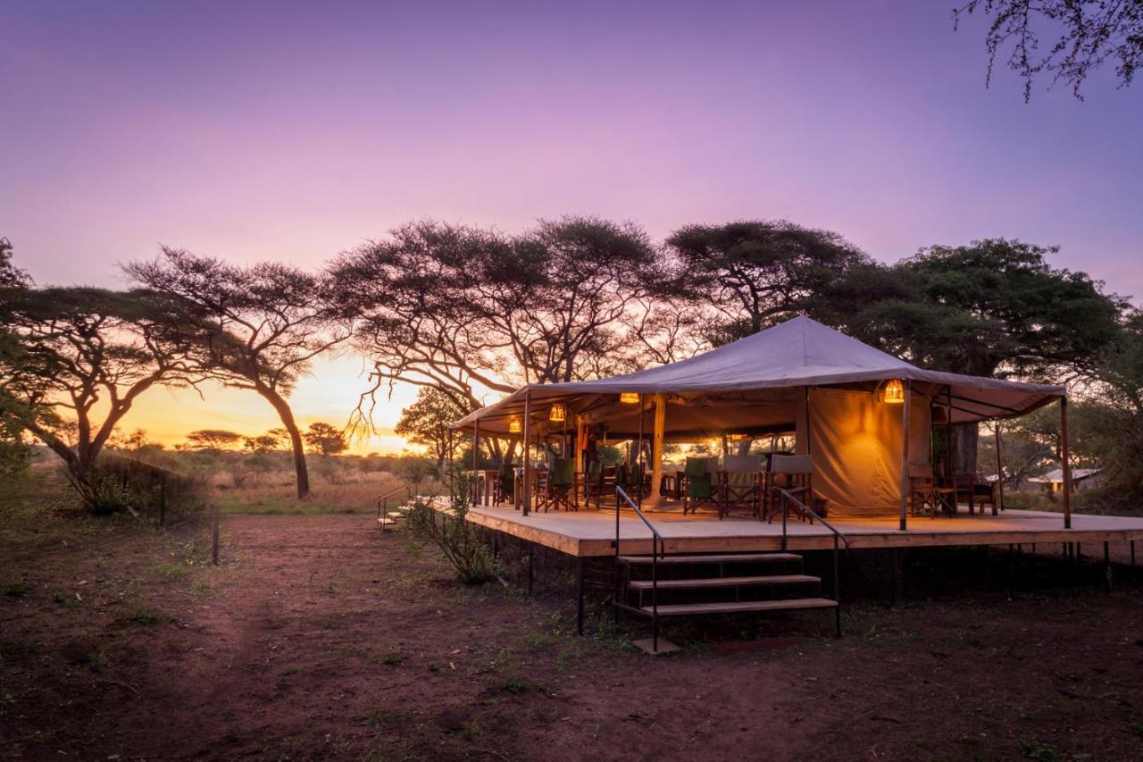 Baobab Tented Camp Kwa Kuchinia Exterior photo