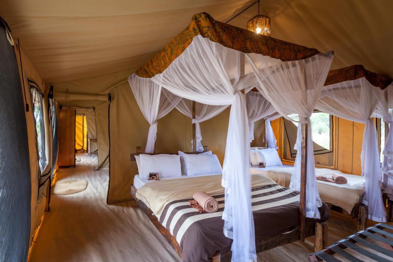 Baobab Tented Camp Kwa Kuchinia Exterior photo
