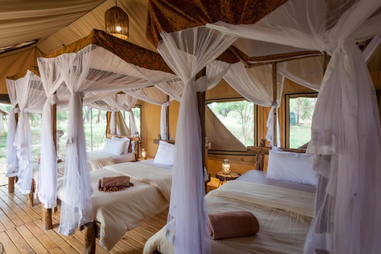 Baobab Tented Camp Kwa Kuchinia Exterior photo