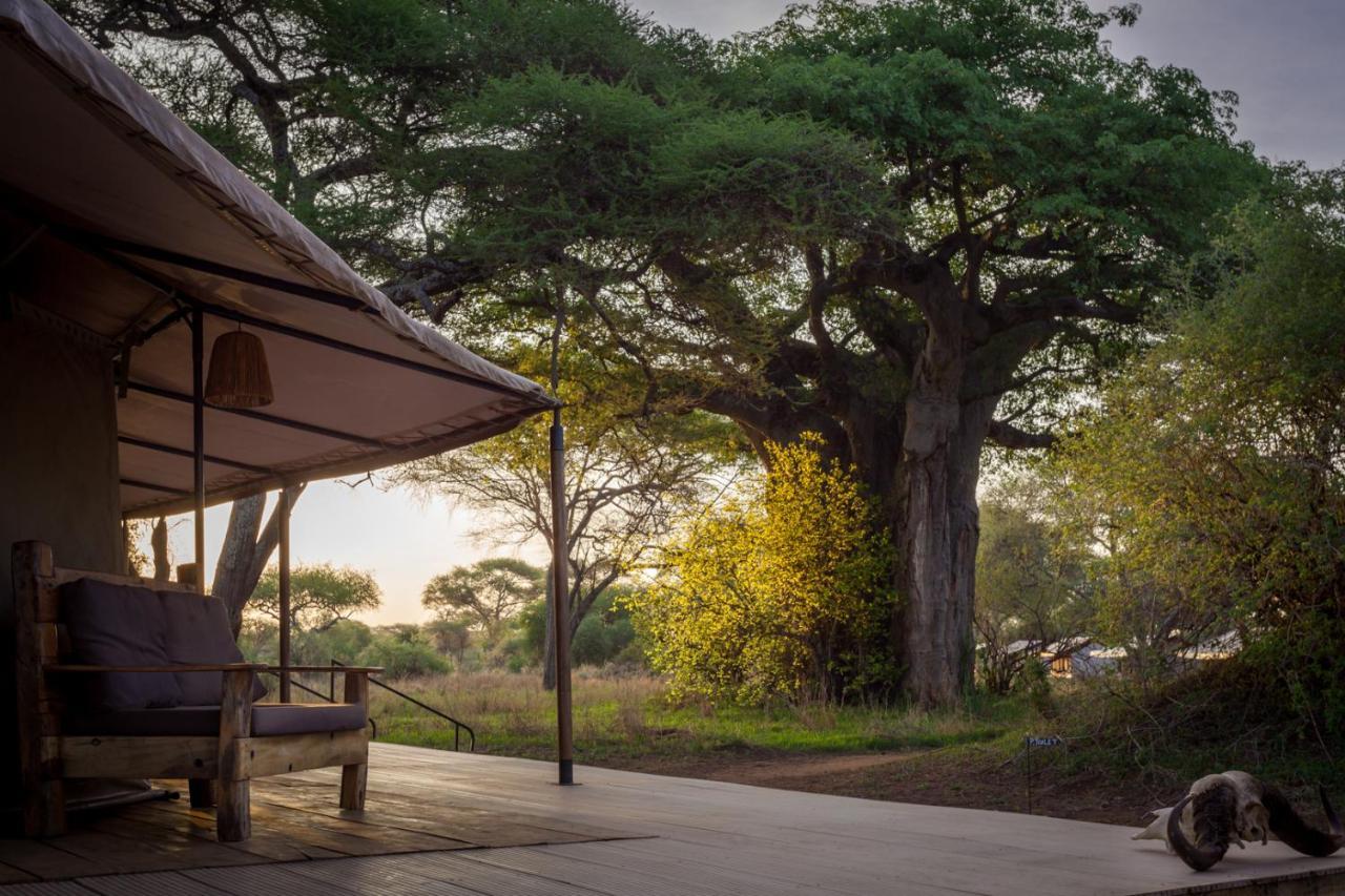 Baobab Tented Camp Kwa Kuchinia Exterior photo