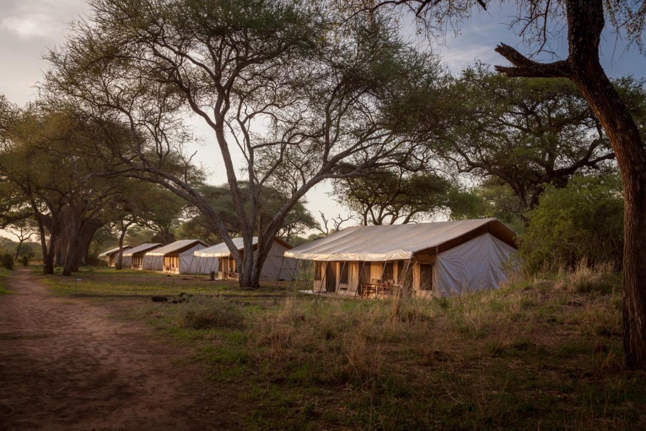 Baobab Tented Camp Kwa Kuchinia Exterior photo