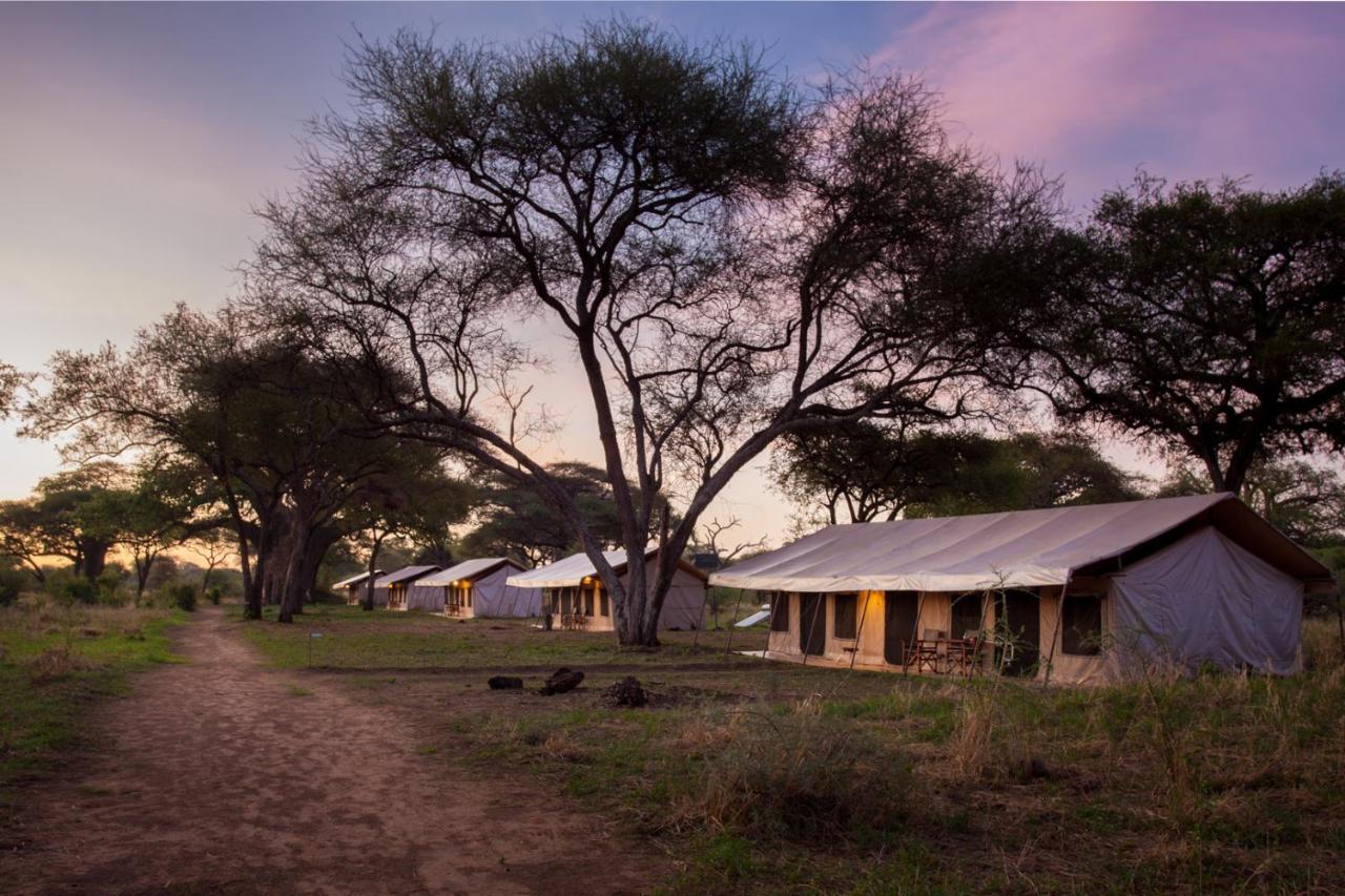 Baobab Tented Camp Kwa Kuchinia Exterior photo