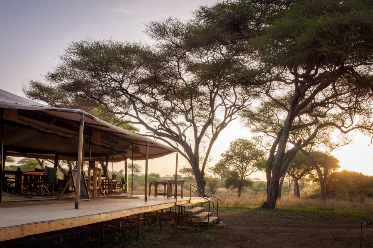 Baobab Tented Camp Kwa Kuchinia Exterior photo
